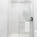 아파트 Flat, Metro & Sea *